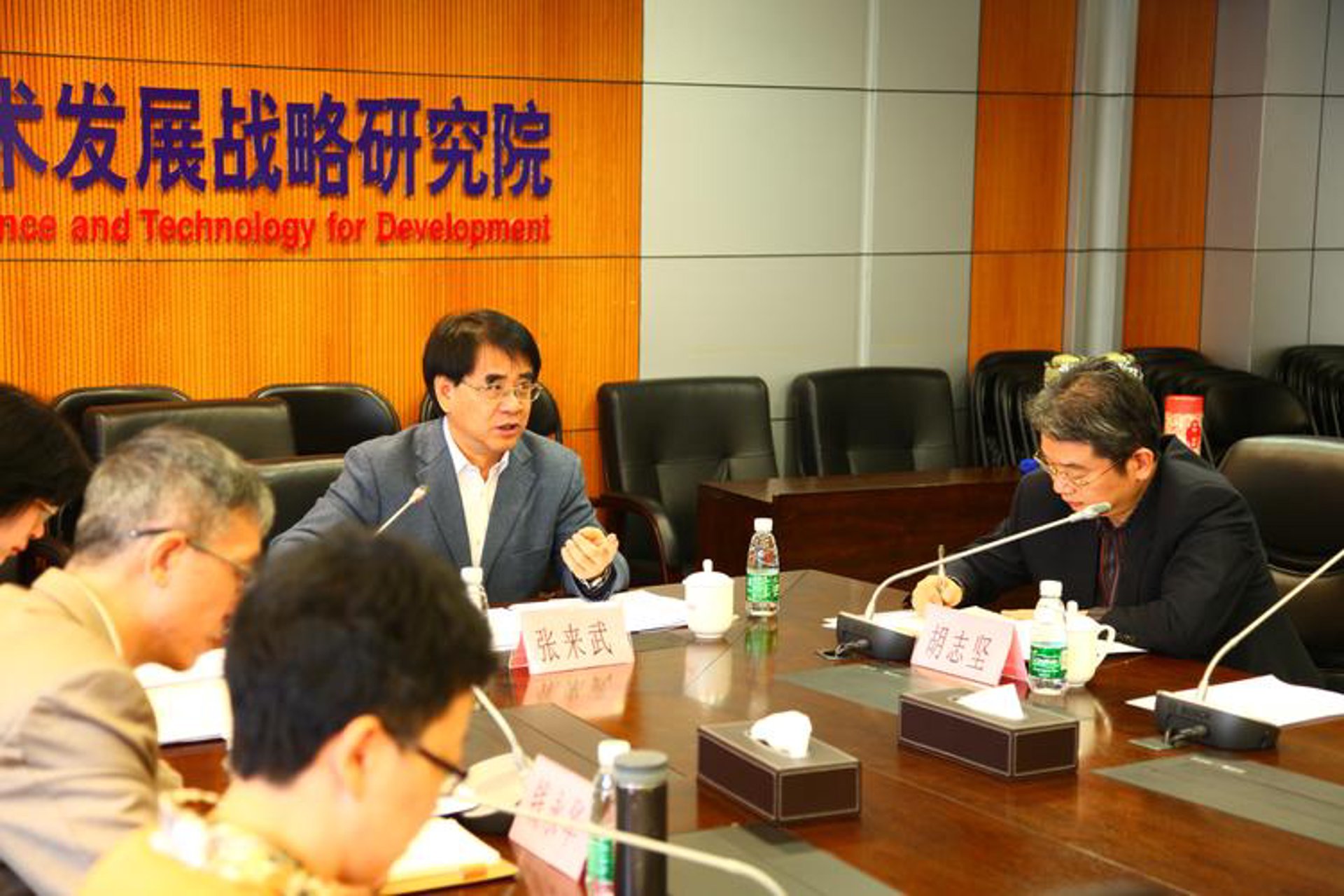 龙创知产